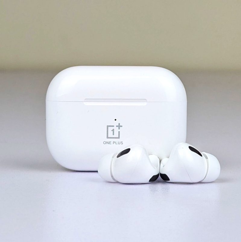 OnePlus AirRO3 True Wireless Bluetooth Earbuds – Noise Reduction TWS Earphones with 360mAh Battery & Clear Sound (White)