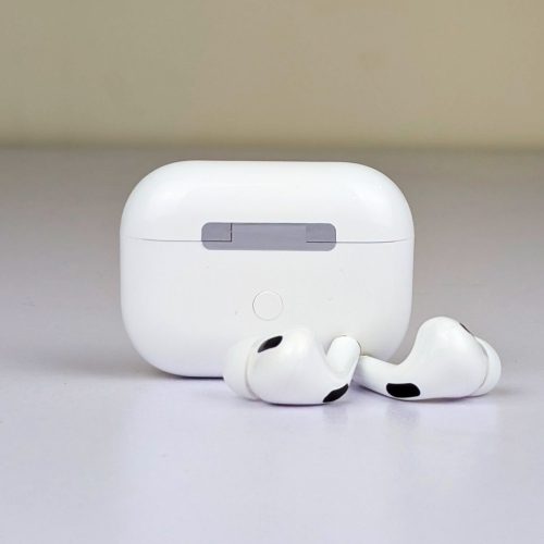 OnePlus AirRO3 True Wireless Bluetooth Earbuds – Noise Reduction TWS Earphones with 360mAh Battery & Clear Sound (White)